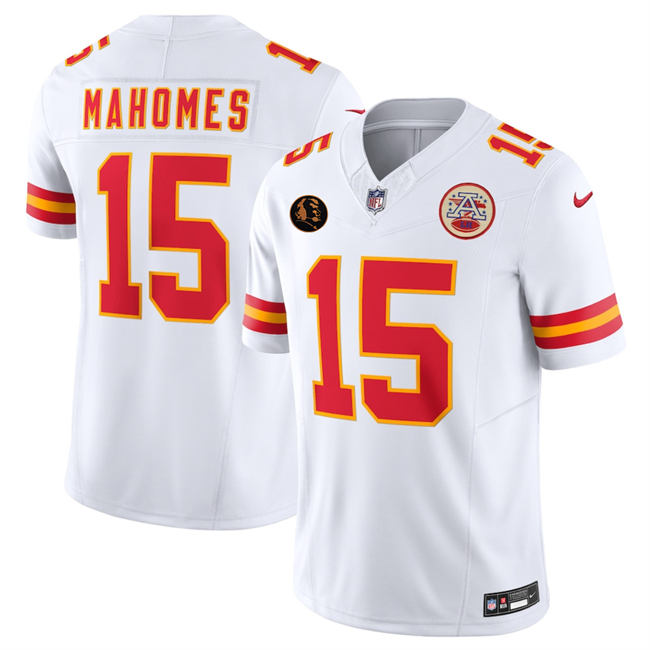 Men’s Kansas City Chiefs #15 Patrick Mahomes White 2025 F.U.S.E. John Madden Patch Vapor Untouchable Limited Stitched Football Jersey